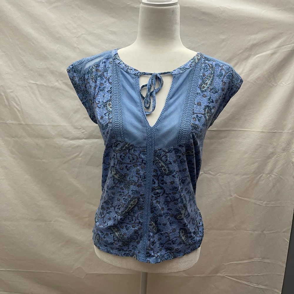 Lucky Brand medium blue paisley tunic top